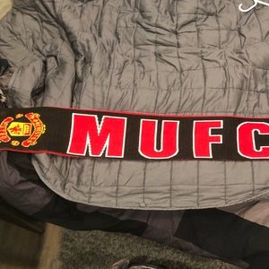 Manchester united scarf